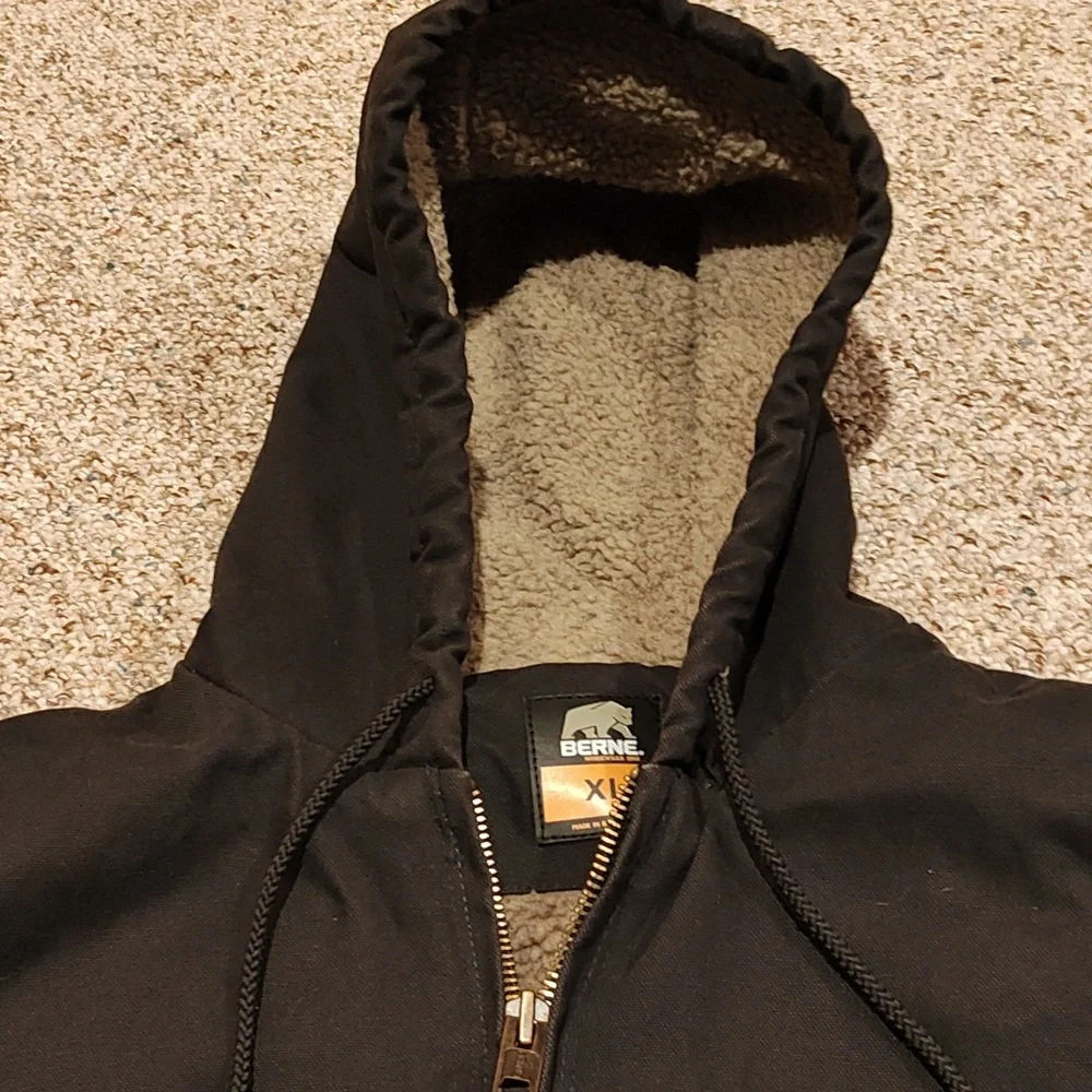 Berne Jacket - Picture 3 of 4